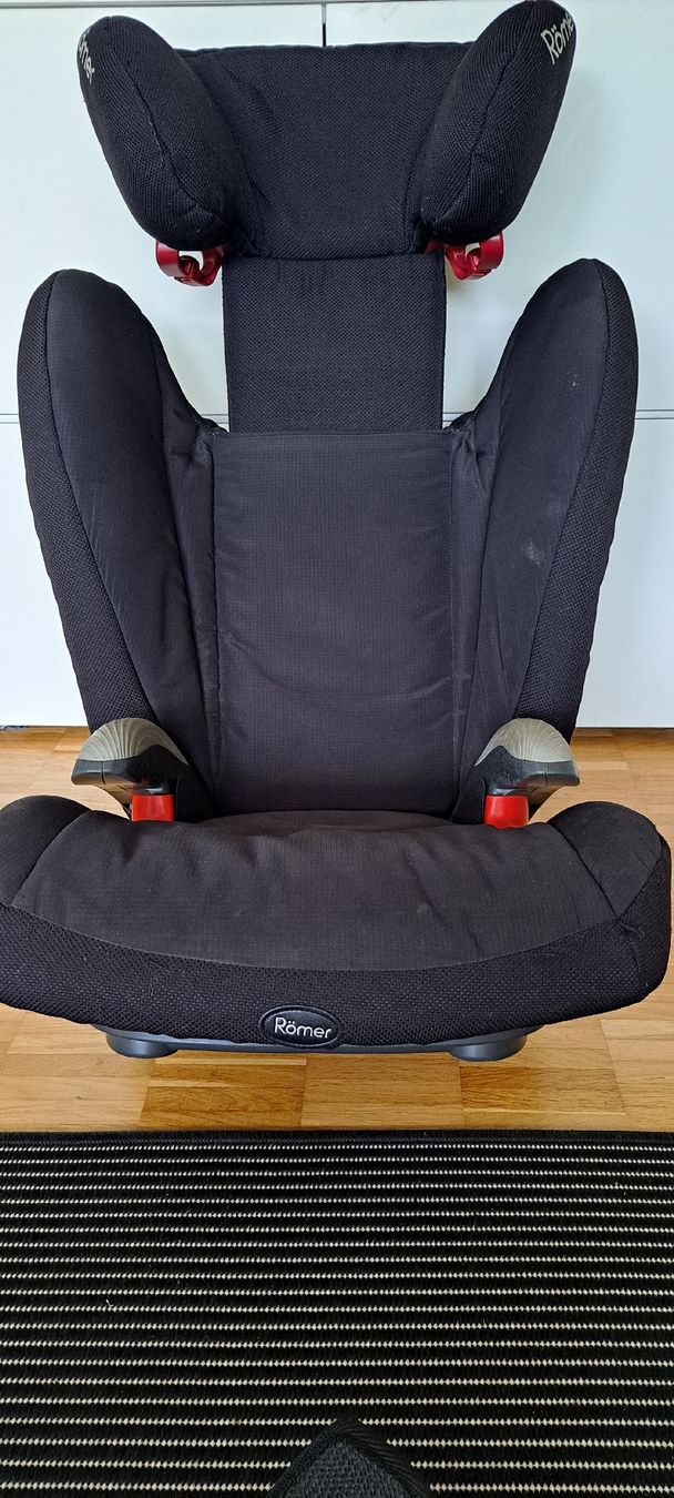 Britax Römer Sièges auto: Kinderautositz – D'occasion à Bubikon par Tempelrider