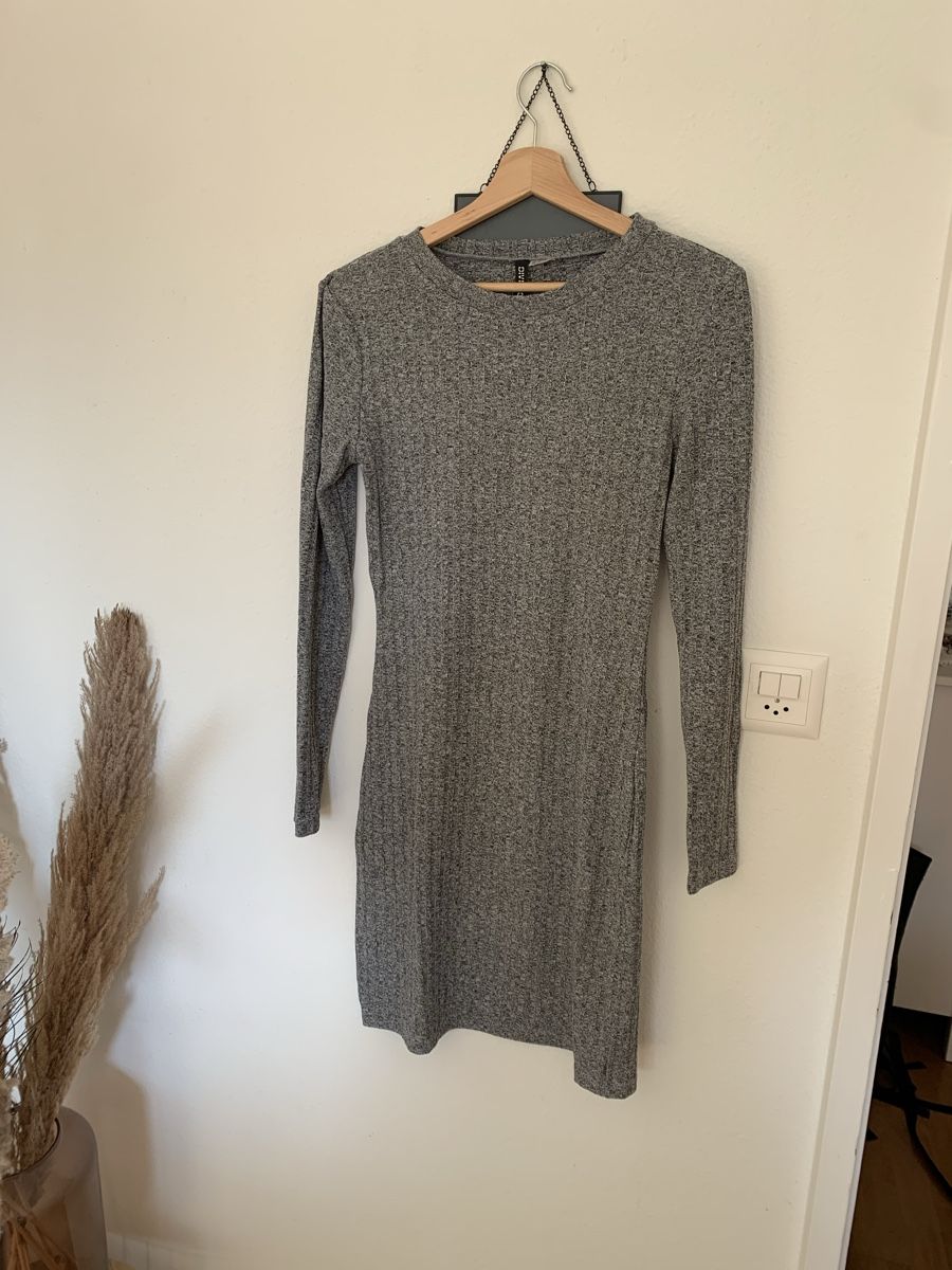 H&M Kleider: H&M Rippchenkleid Gr. 40 Strickkleid Herbstkleid grau – Gebraucht aus Zürich von cla_qxx8