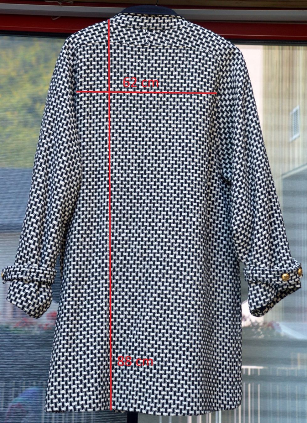Chanel Cappotti: Mantel / manteau CHANEL – Usato da Collonges venduto da Auganien 3