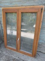 Fenêtre en bois avec cadre