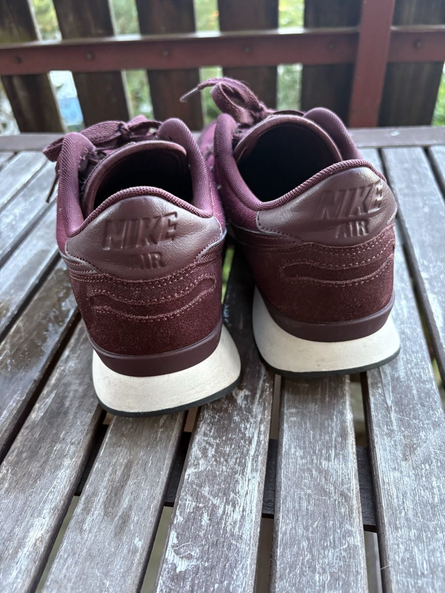 Nike Scarpe da uomo: Nike Air Sneakers Grösse 42.5 – Usato da Berikon venduto da Herrmueller12 1