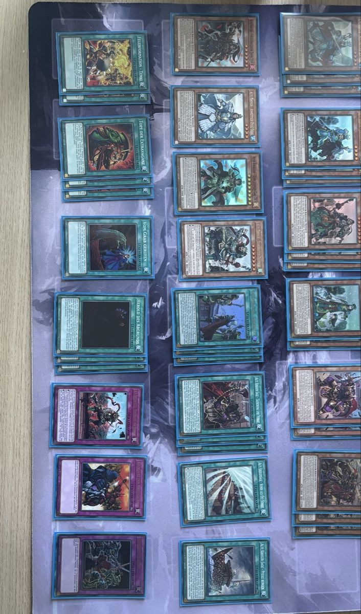 Cartoline: Yugioh Deck Alte Krieger – Usato da Alterswil FR venduto da KaeserR