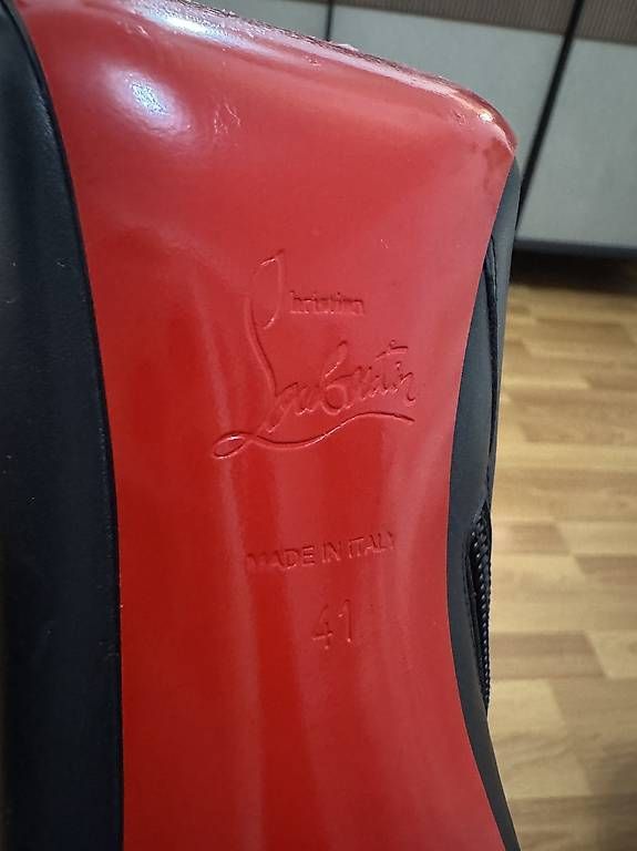 Scarpe da donna: Christian Louboutin Kate Botta  – Usato da Küsnacht ZH venduto da TinaSimona.31 2