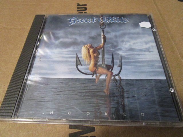 CD: Great White -Hooked CD – Usato da Olten venduto da Disc-Ausverkauf