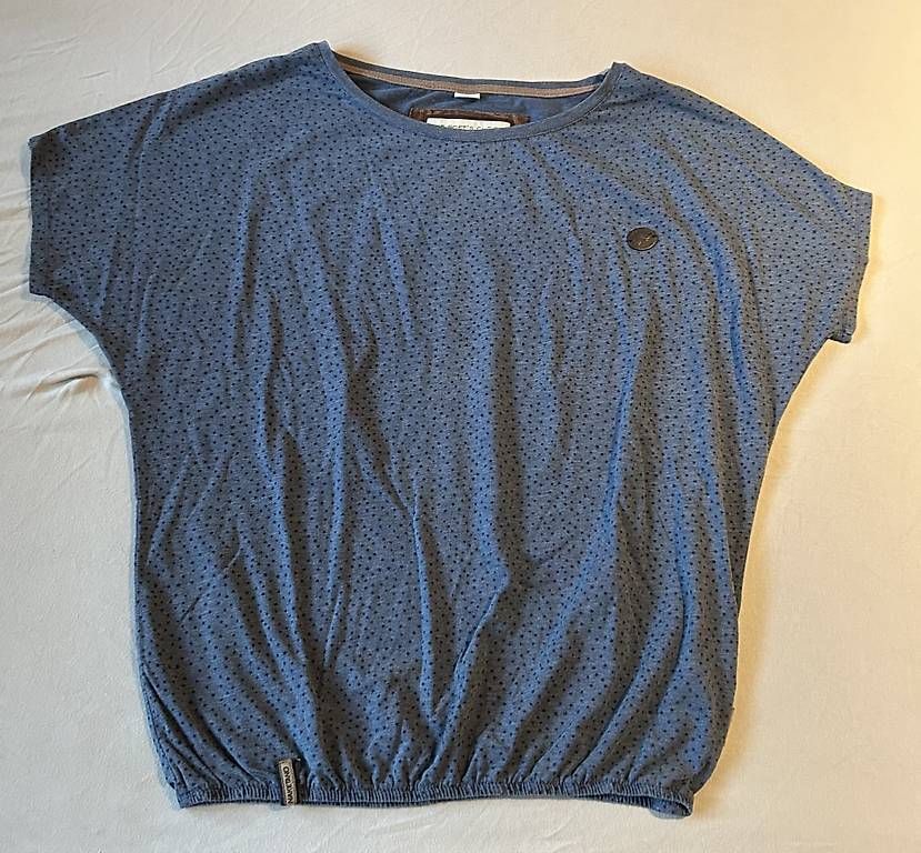 T-shirt: T-Shirt  – Usato da Trub venduto da elinschleiderschrank 1