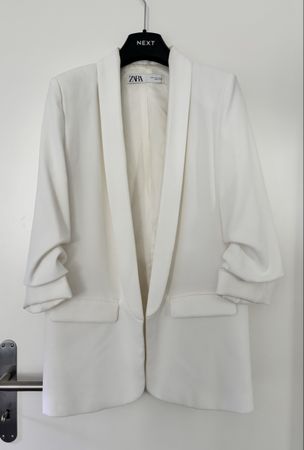Damen Blazer Zara weiss mit gerafften Ärmeln guter Zustand