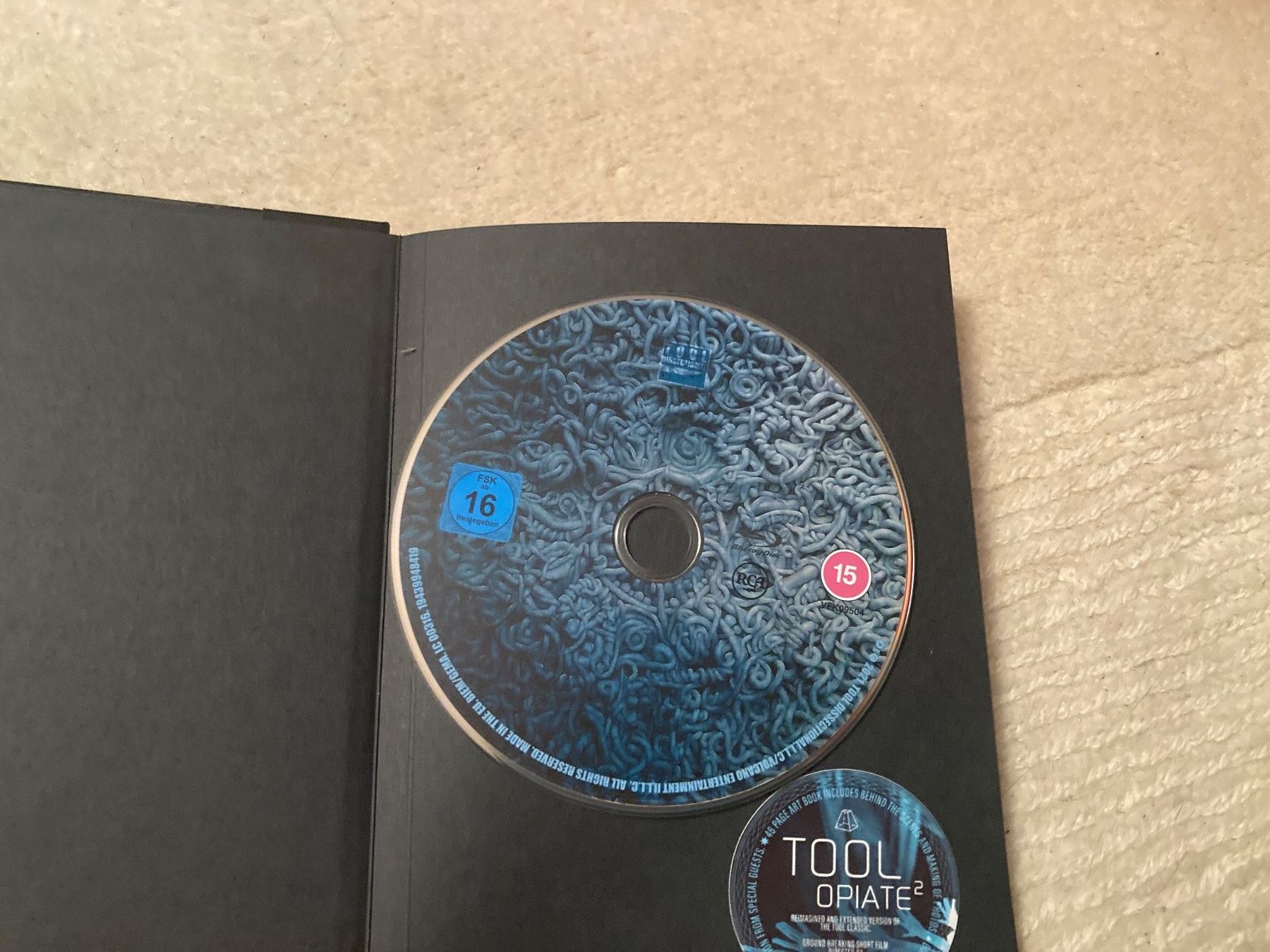 Tutti i DVDs: Tool - Opiate² Artbook Limitiert – Usato da Wagenhausen venduto da Novafreund283 3