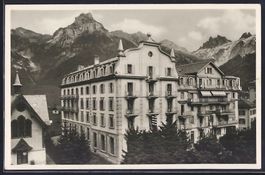 Engelberg, Hotel Hess mit Hahnen aus der