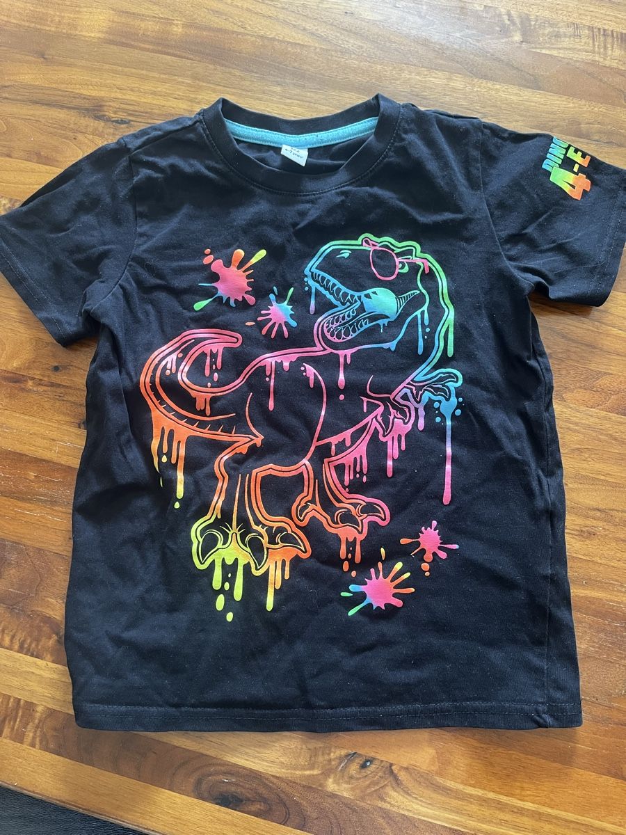 Camicie, T-shirt & Polo: T-Shirt Gr. 122 – Usato da Chur venduto da cardem86
