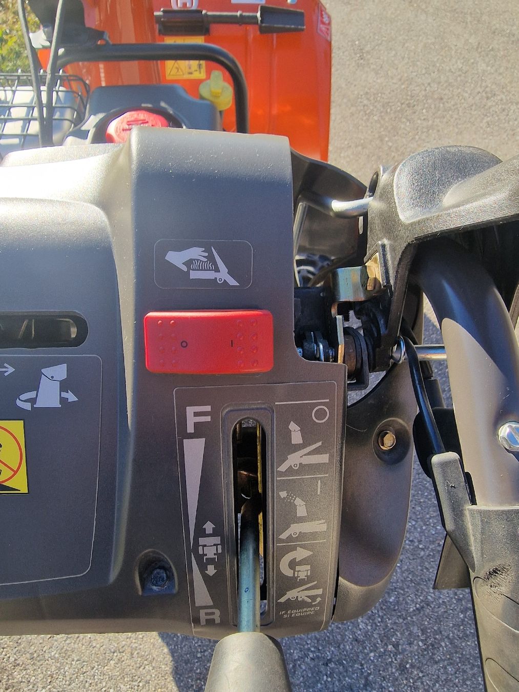 Tutte le macchine: Husqvarna ST 268 EP Schneefräse – Usato da Dardin venduto da Elowian 3