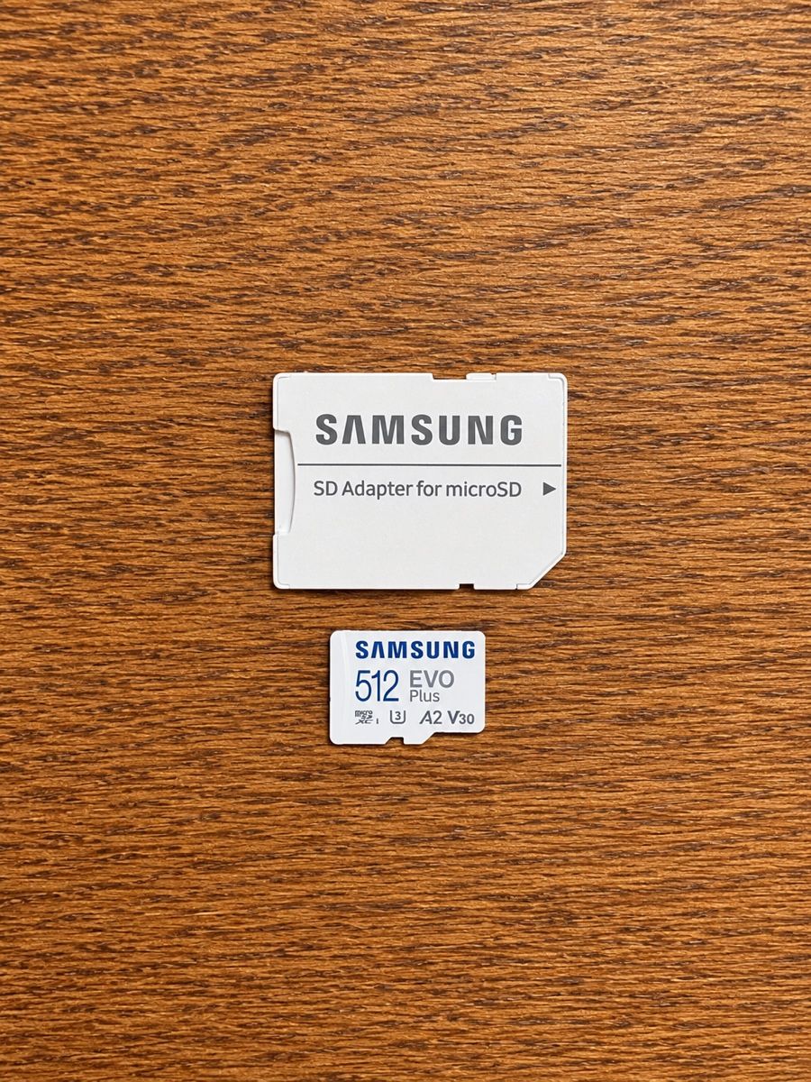 Samsung Schede di memoria: Samsung EVO Plus microSD 512GB + SD Adapter – Usato da Zürich venduto da yun_9f7d