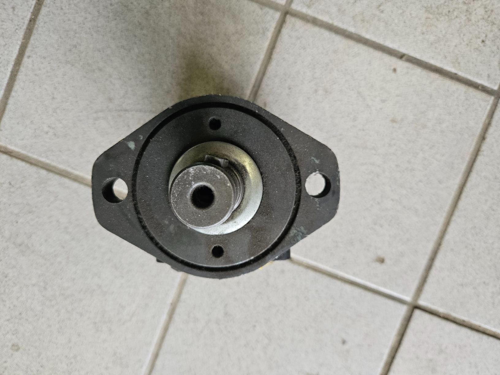 Saurer  Motori: hydraulisch angetriebener Motor – Usato da Buttisholz venduto da EAGB 2