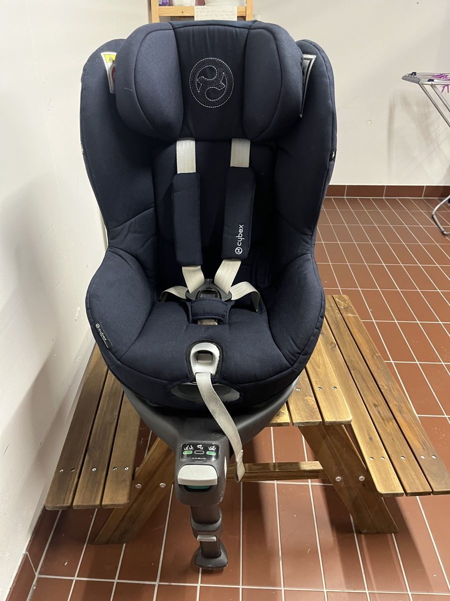 Cybex Seggiolini per auto: Cybex Sirona Basis und Sitz i-size – Usato da Zürich venduto da Magnussa 2