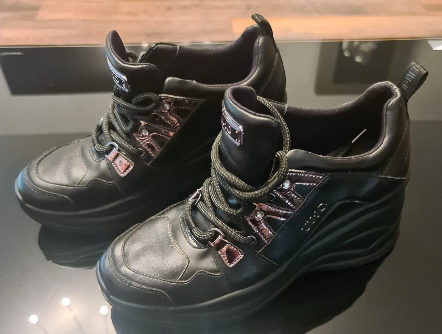 Liu Jo Chaussures femmes: Liu Jo Sneaker (Damen, Gr. 40, Leder, Neu & originalverpackt – Neuf (Voir description) à Zweidlen par Sigma26 2