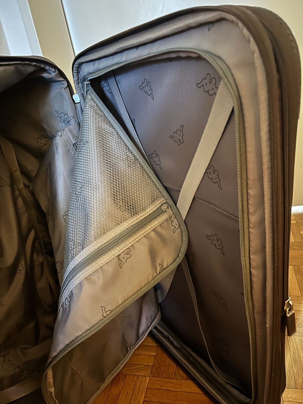 Kappa Valigie: Rollkoffer Kappa – Usato da Zürich venduto da d24zu 4