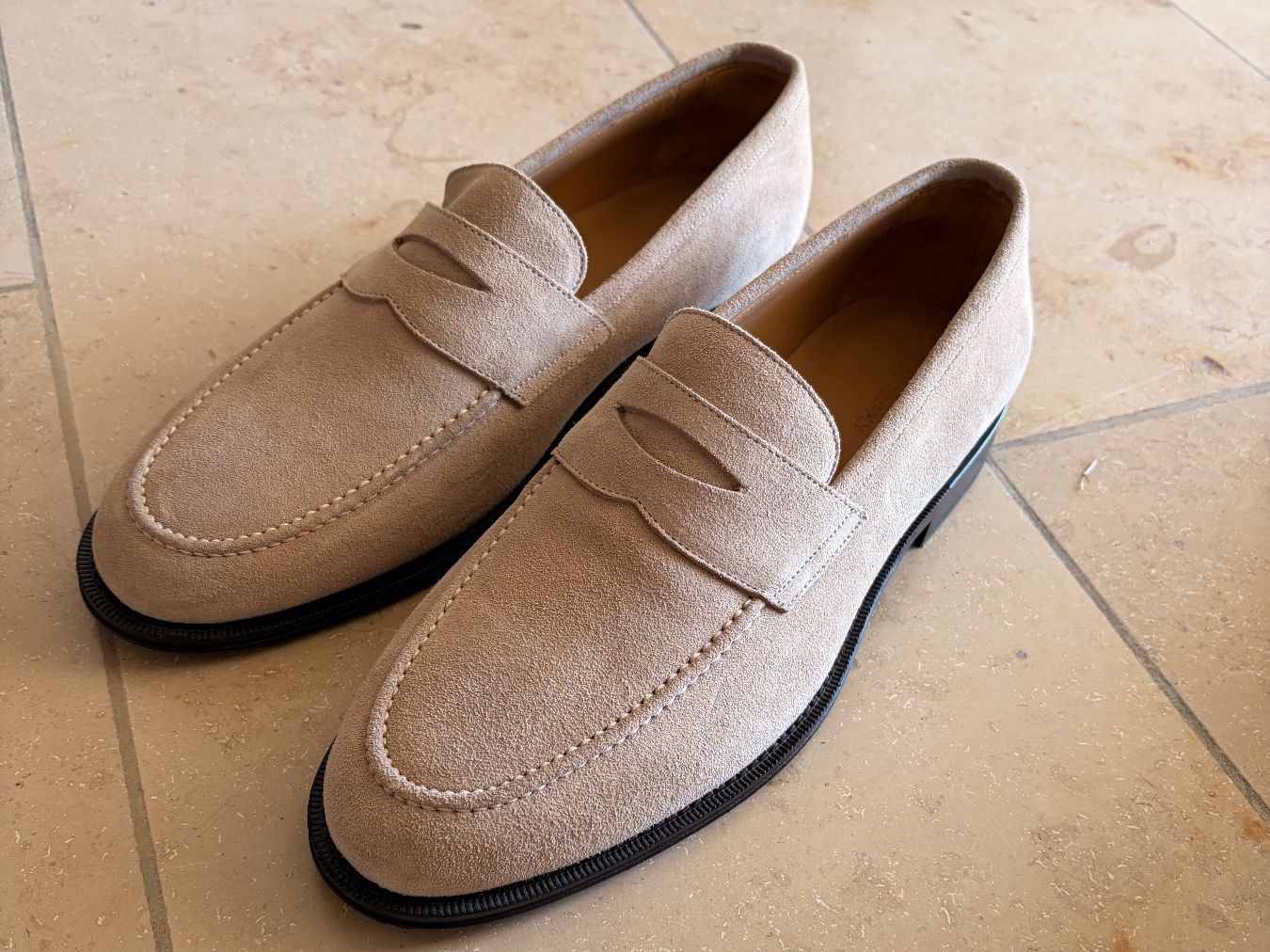 Suitsupply Scarpe da uomo: Neu: SuitSupply Penny Loafer - 44 – Nuovo (secondo la descrizione) da Meilen venduto da LLM02