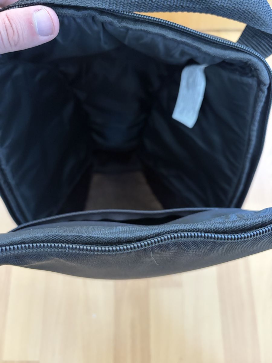 Ccm Sacs: CCM Masken-Tasche schwarz gebraucht – D'occasion à Düdingen par doems72 2