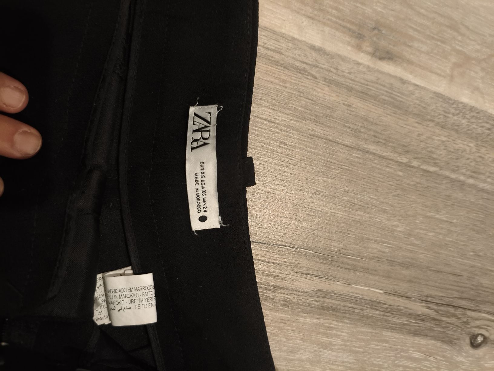 Zara Pantalons: Shorts Zara – D'occasion à Bioggio par OresteIronix 1