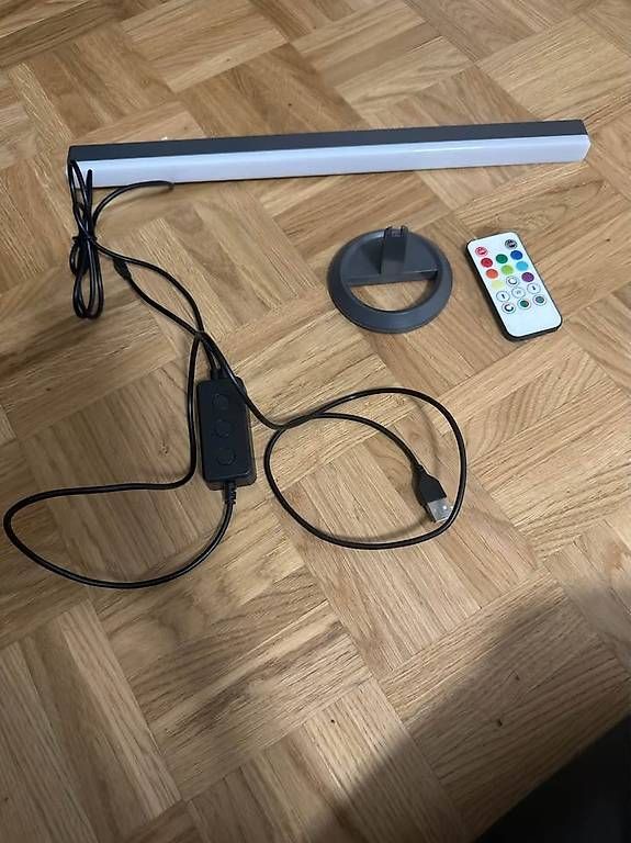 Lampade: Barre lumineuse LED RGB  éclairage dambiance – Usato da Meyrin venduto da catarinalopes96