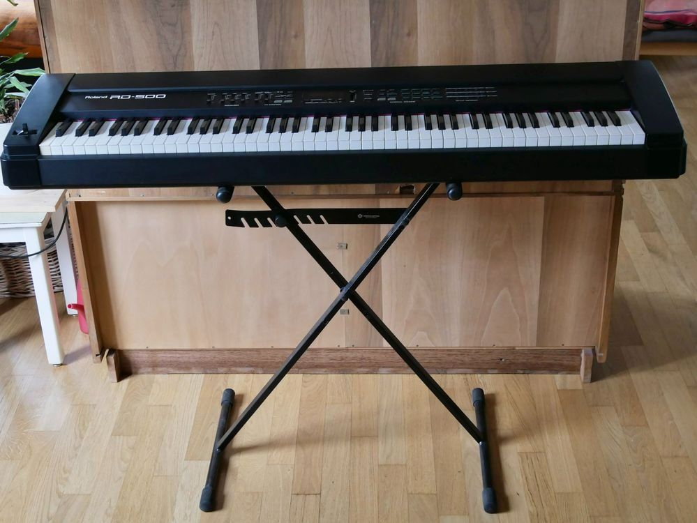 Roland Strumenti musicali: Roland RD-500 E-Piano – Usato da Bern venduto da kim_q8sq 8
