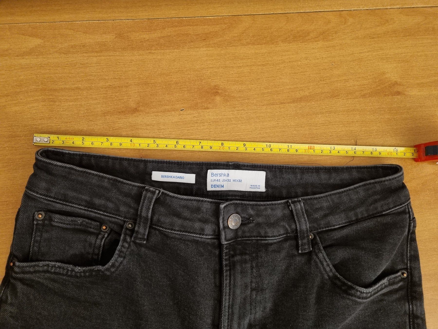 Bershka Jeans: Lot de 4 Jeans déchirés taille 42 Bershka et Pull & Bear – Usato da Carouge GE venduto da serginho22 2