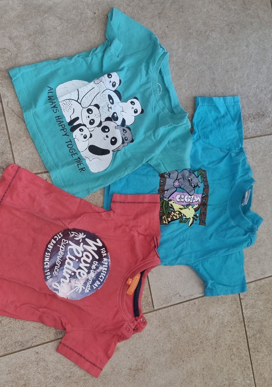 Lotti & Set di vestiti: Kleiderpaket gr.86 – Usato da Grossdietwil venduto da GNOM313 4