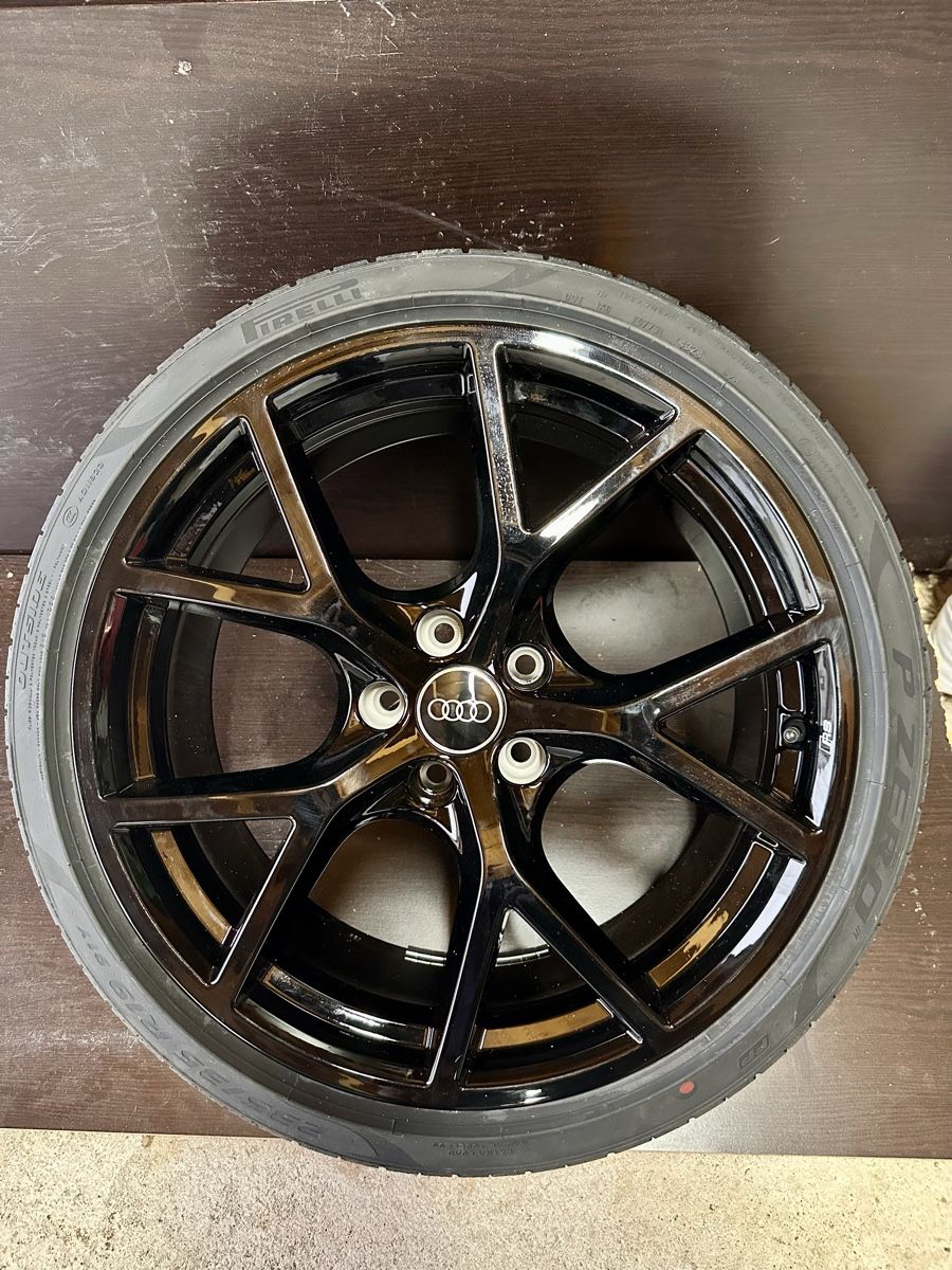 Audi Cerchioni: Jantes Audi rs3  – Nuovo (secondo la descrizione) da Crissier venduto da Rds2704 1