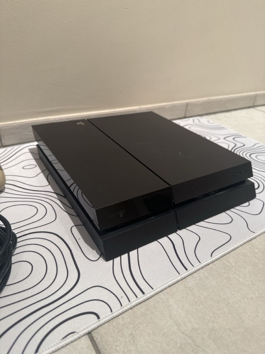 Sony Konsolen: Sony Ps4 + HDMI cable + Controller – Gebraucht aus Baar von max_k6xl 2