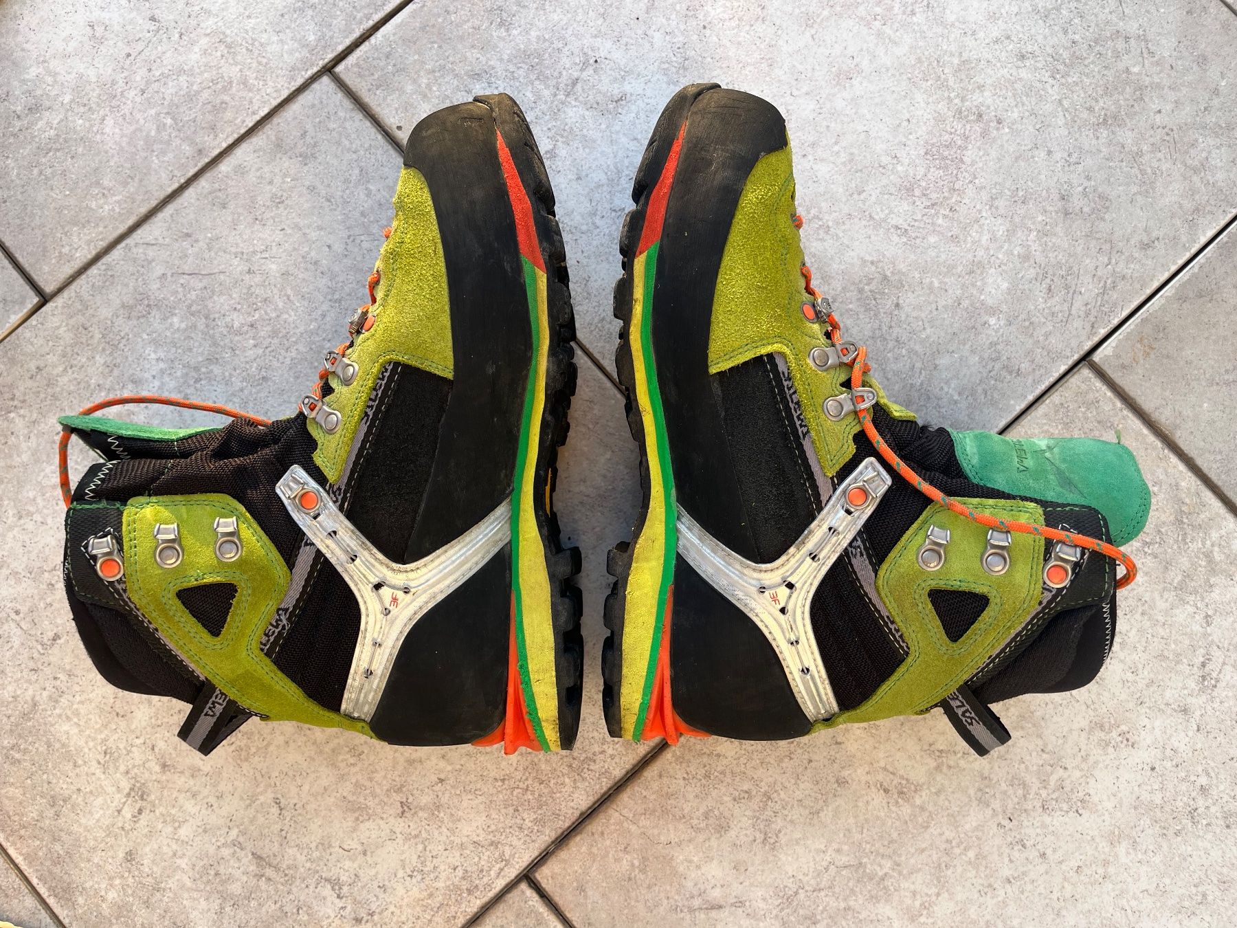 Salewa Scarpe da uomo: Wanderschuhe - Salewa Condor Evo GORE-TEX - Gr. 44 – Usato da Hirschthal venduto da Copen 8