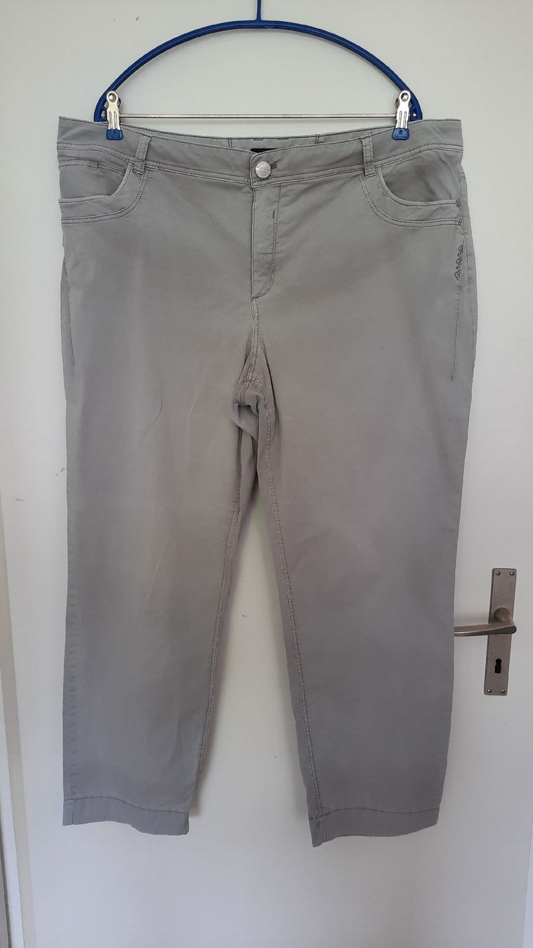 Bonita Pantaloni: ***BONITA*** Sommerhose hellgrau Gr 46 – Usato da Wädenswil venduto da H2H_Secondhandshop 1