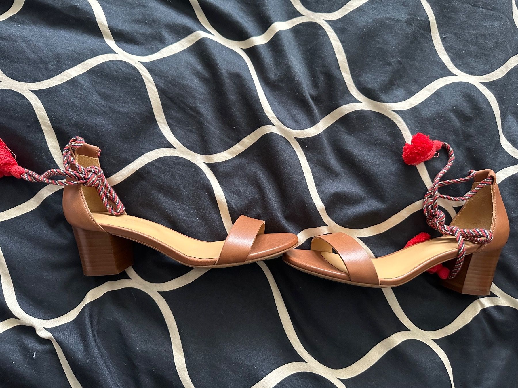 Sezane Damenschuhe: Sandalen Sezane – Neu (gemäss Beschreibung) aus Zürich von katya_noia 1