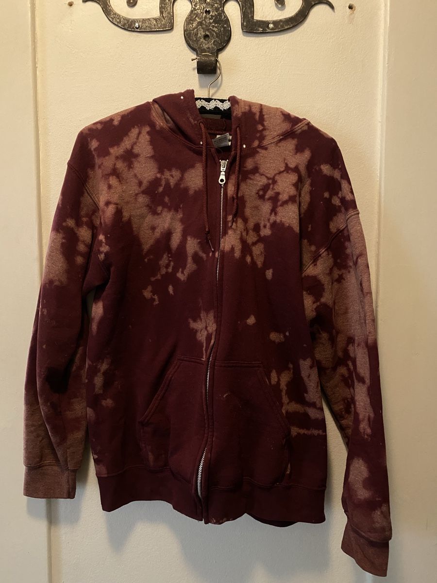 Maglioni & Felpe: Roter zipper/jäggli mit bleach-muster! – Usato da bern venduto da lee.vi.vi
