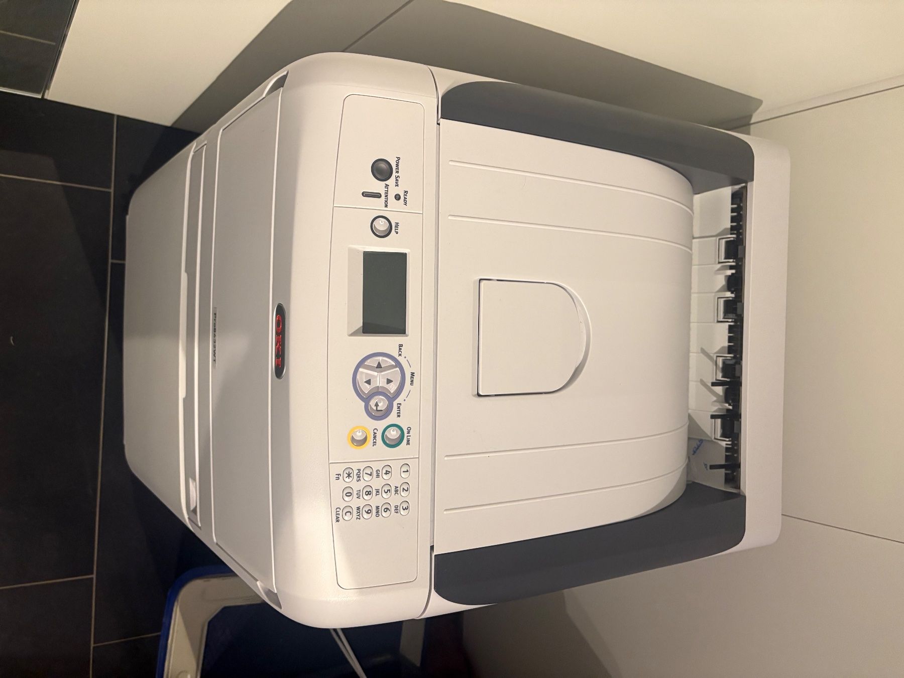 Oki Stampanti: OKI Pro8432WT Weisstonerdrucker – Usato da Uznach venduto da rak_s2xj 2