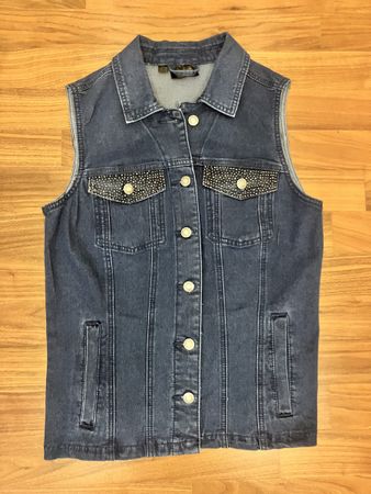 Rassiges Jeans-Gilet in dunkelblau