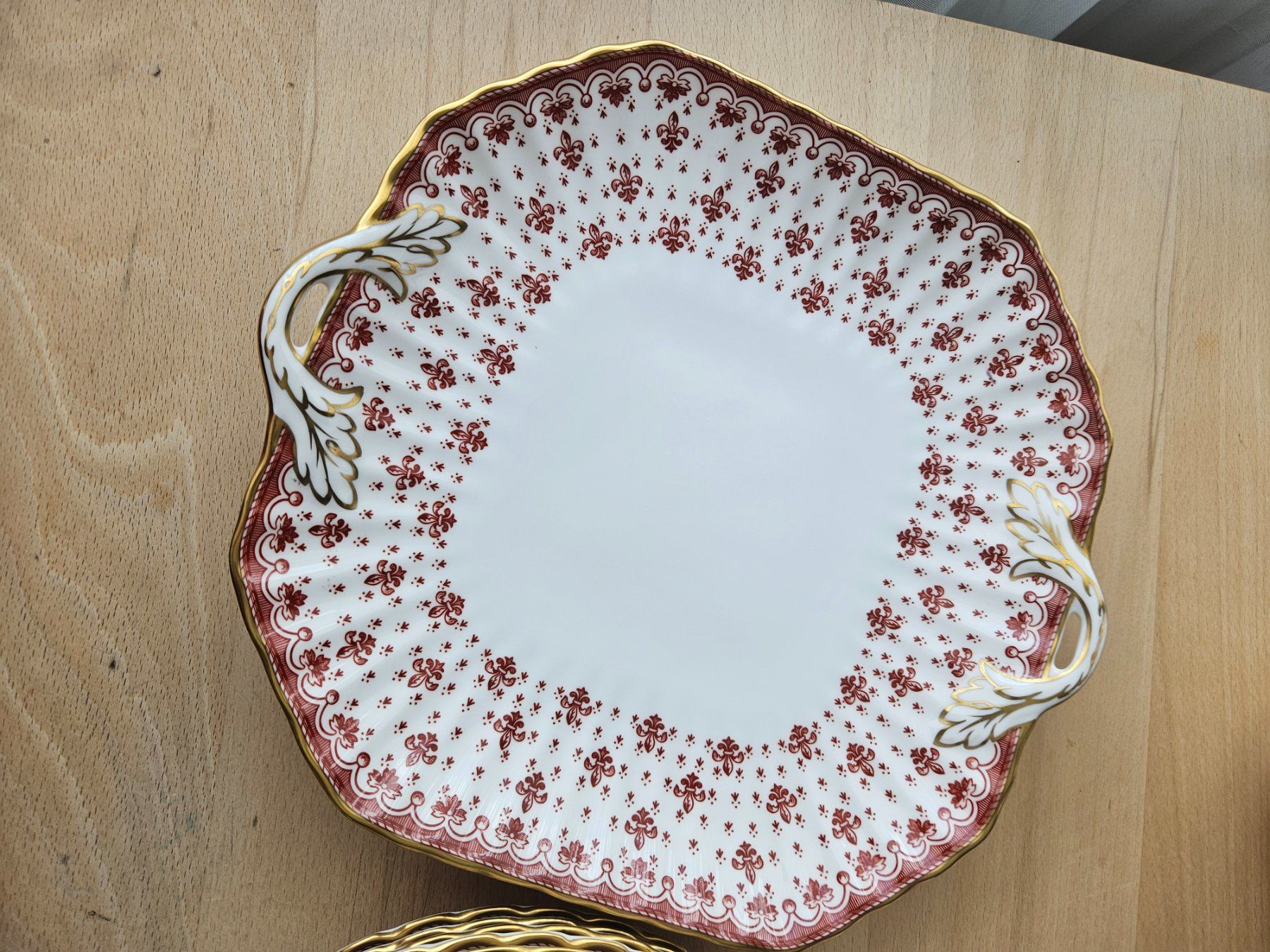 Spode Geschirrsets: Spode England "Fleur de Lys Red" Kaffeeservice – Neu – Neu (gemäss Beschreibung) aus Chur von nataliiaw 1