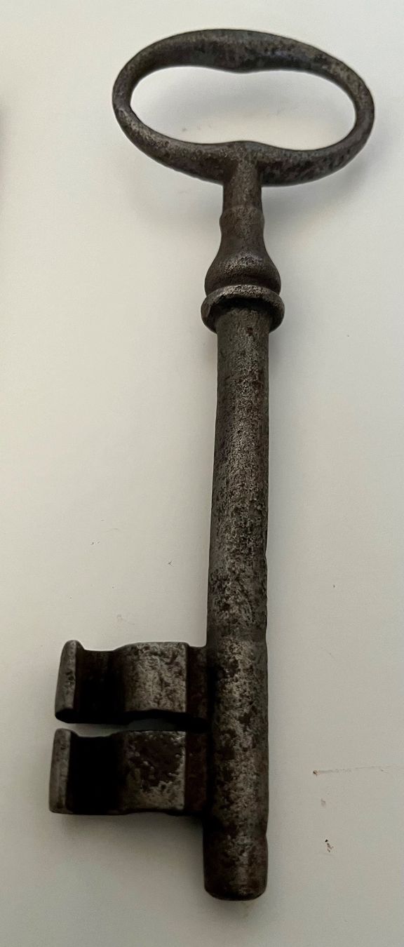 Chiavi: Antiker Schlüssel mit Bart, rostig ca. 15cm – Usato da Ostermundigen venduto da DaxKarten-75 1