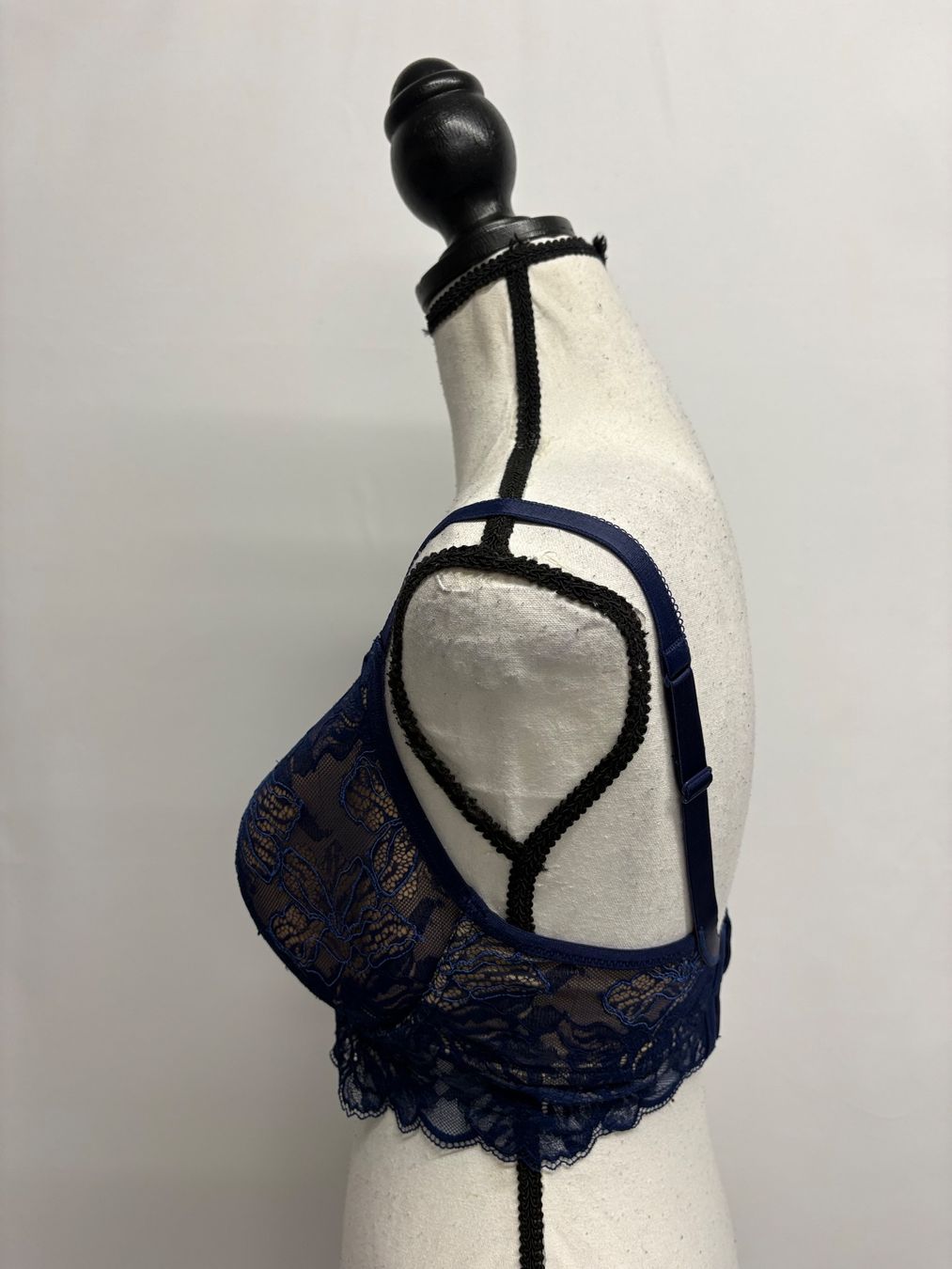 Beldona Altra biancheria intima: Beldona blauer Spitzen BH, Grösse 75F – Nuovo (secondo la descrizione) da Regensdorf venduto da secondchancefashion 3