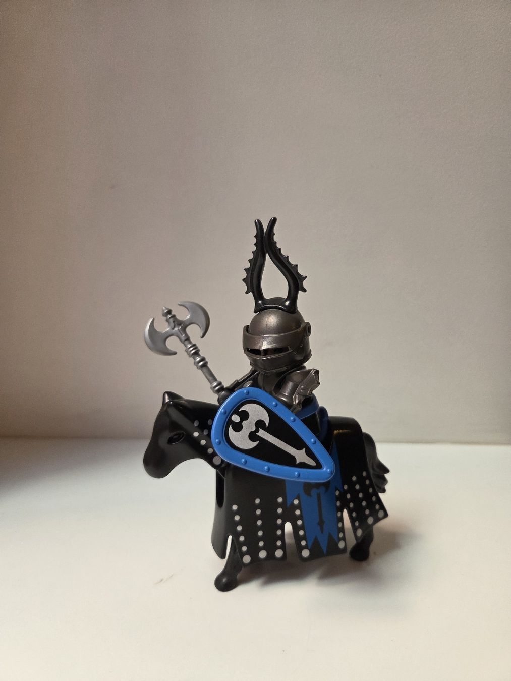 Playmobil Giocattoli: Playmobil set 3315 Cavaliere nero – Usato da Locarno venduto da gab_22kt