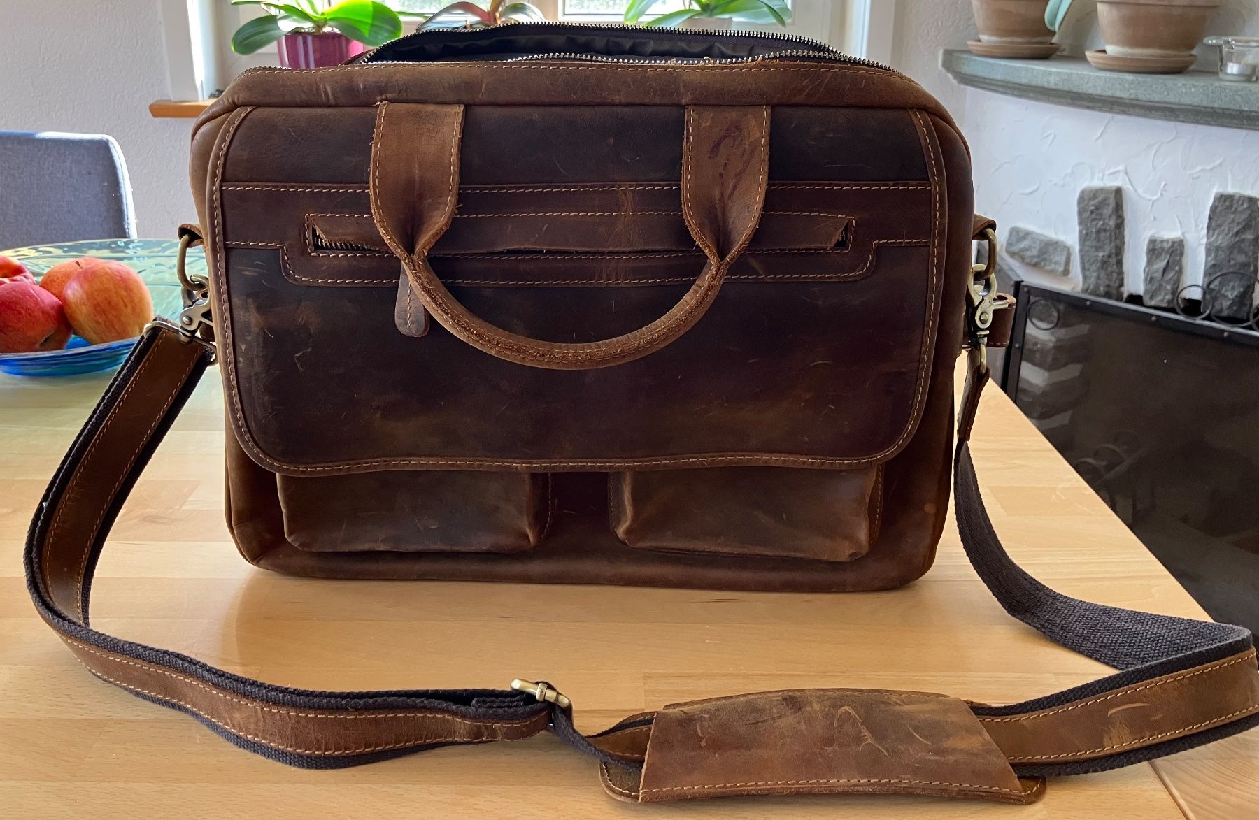 Borse: Super Herren Messenger Bag, Echtleder Vintage – Usato da Olten venduto da Dickbrave 1