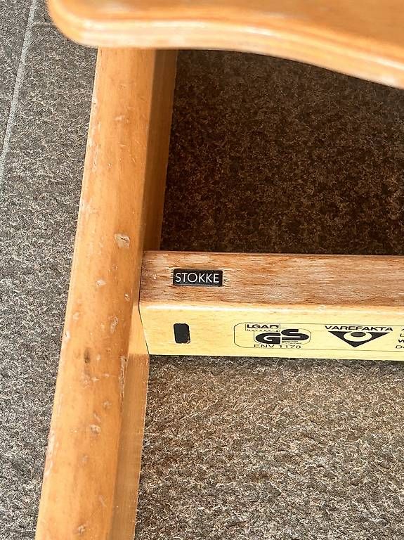 Chaises: sedia stokke  – D'occasion à Bioggio par vir_5b6b 2