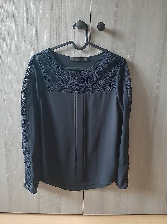 Zara Blusen: Zara Bluse in dunkelblau Gr. S – Gebraucht aus Marthalen von Jenny.Z