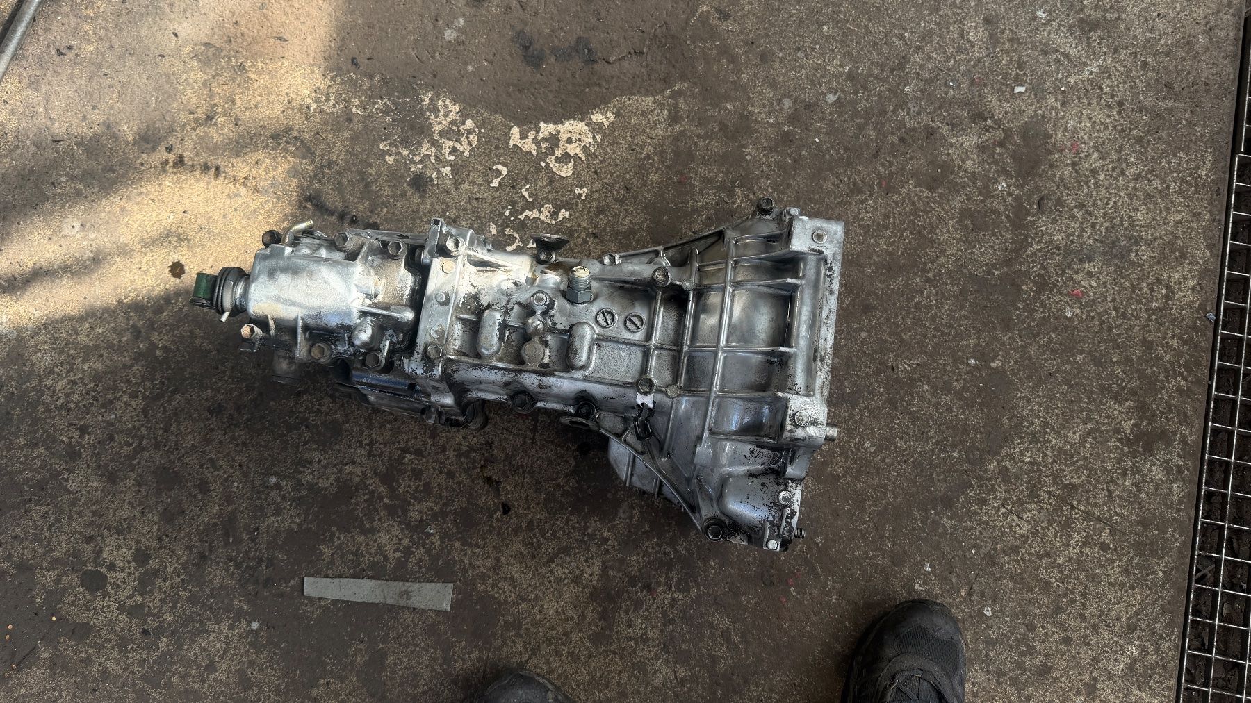 Suzuki Tutti pezzi di ricambio auto: Getribe Suzuki Jimny – Usato da Laupen BE venduto da chartchiw 1