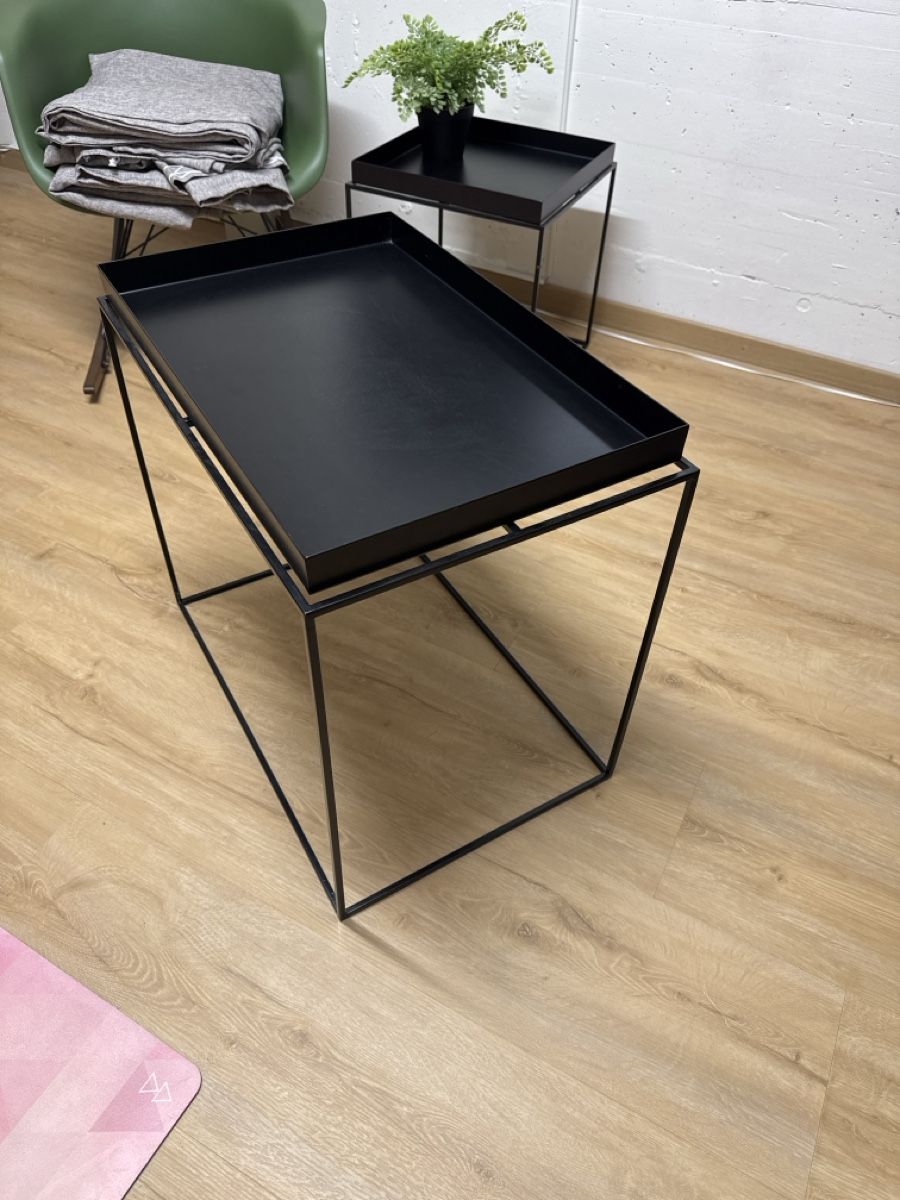 Tables: Hay Tray Table 40x60x55 – D'occasion à Dättwil AG par golfg6089 2