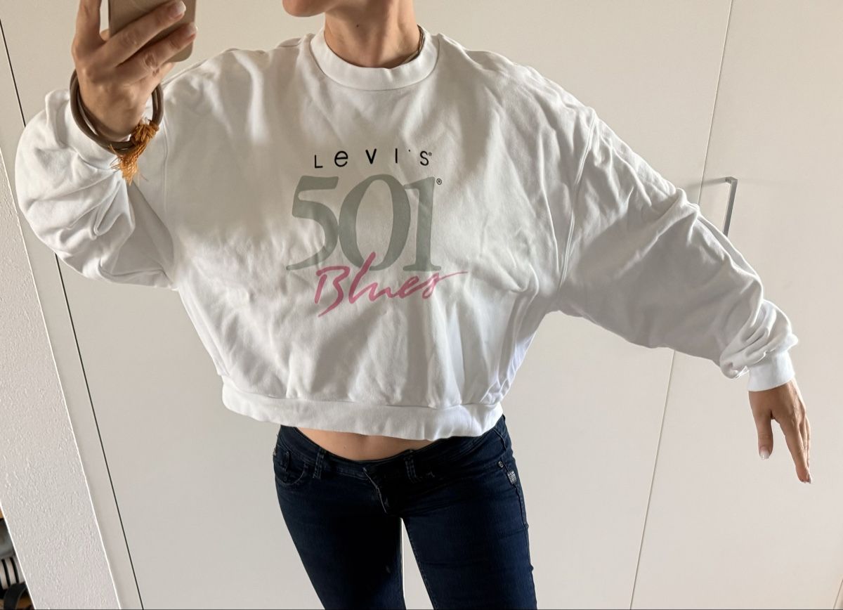 Levi's Pullover & Sweatshirts: Levi's Pullover 501 Blues Weiss M XL oversized Pulli hoodie  – Gebraucht aus Staad SG von Chirrari 2