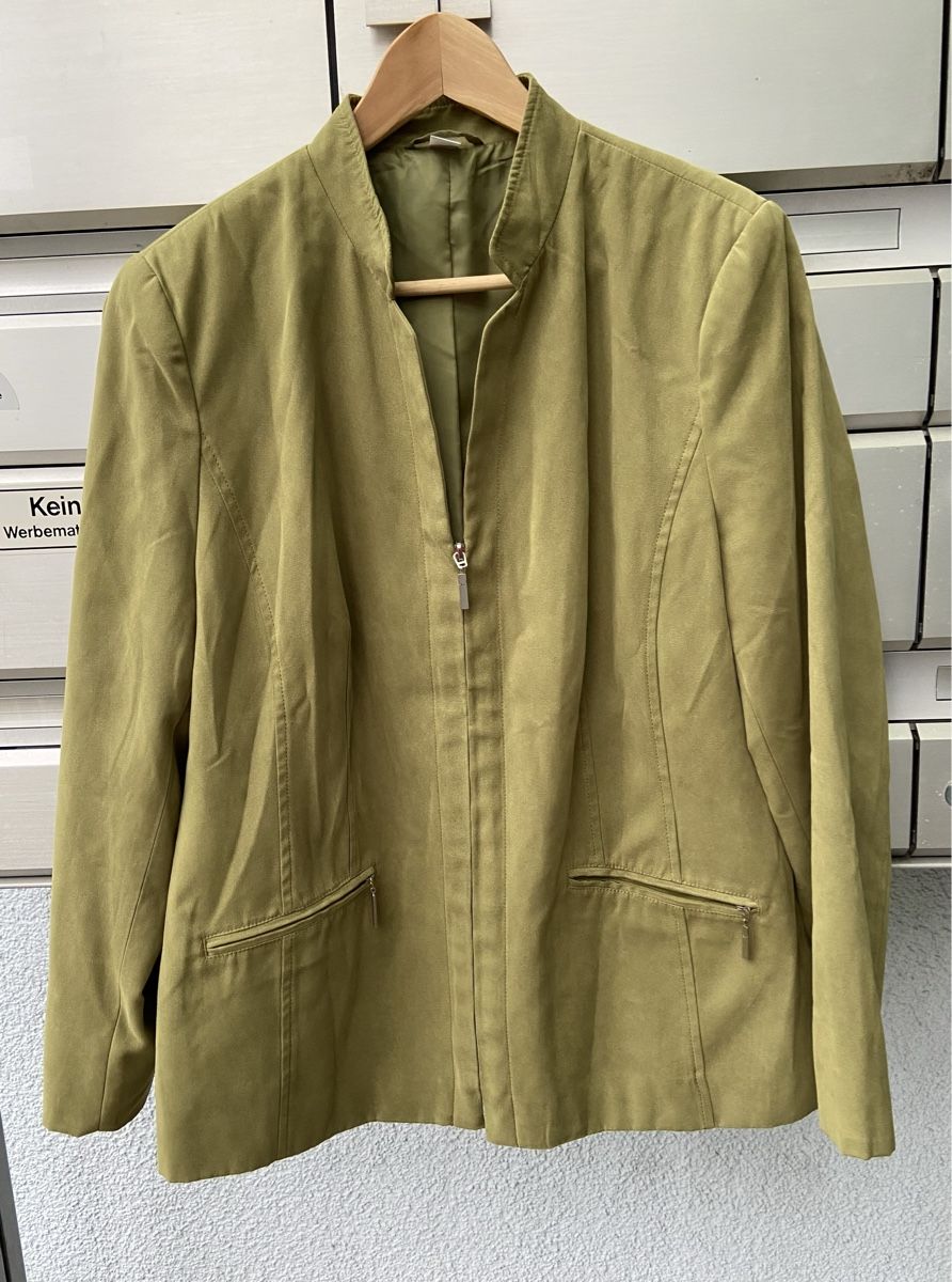 Giacche: Velour Damen Jacke olive Gr.42 – Usato da Fislisbach venduto da KolibriSecondhand 5