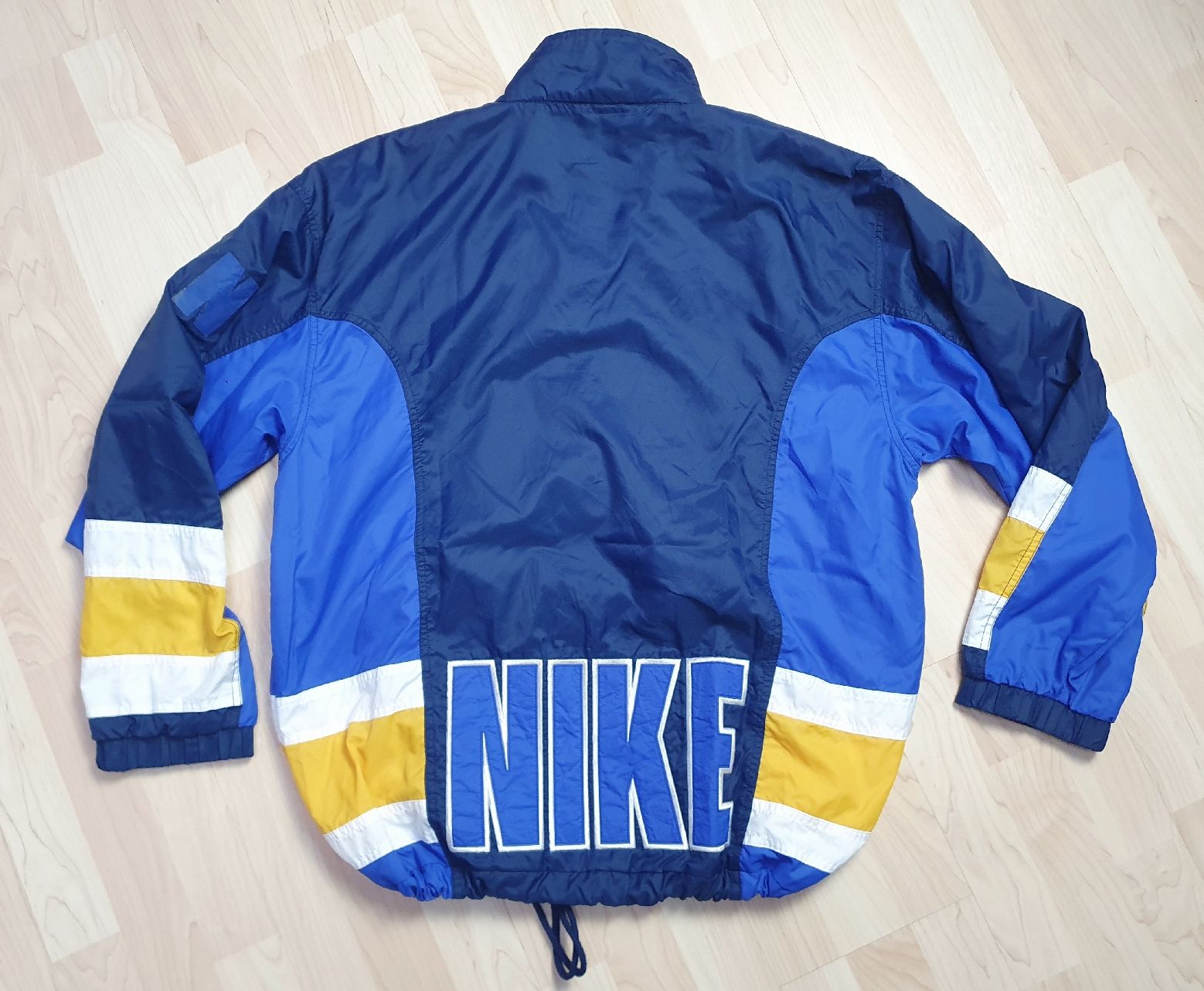 Nike Giacche: Nike Windbreaker Jacke Gr. L – Nuovo (secondo la descrizione) da St. Gallen venduto da CaliSunshine 1