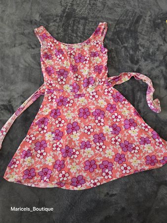 Summer Dress fits xxs to s or petite new never been worn