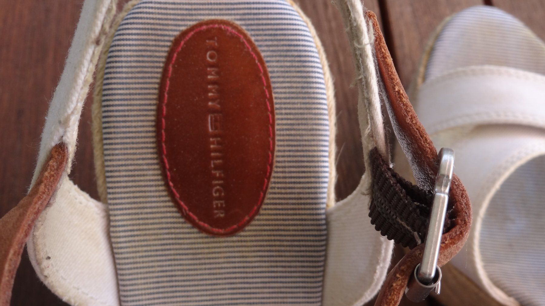 Tommy Hilfiger Scarpe da donna: Plateausandalen Thommy Hilfiger – Usato da Erlenbach ZH venduto da November-Ergometer 3