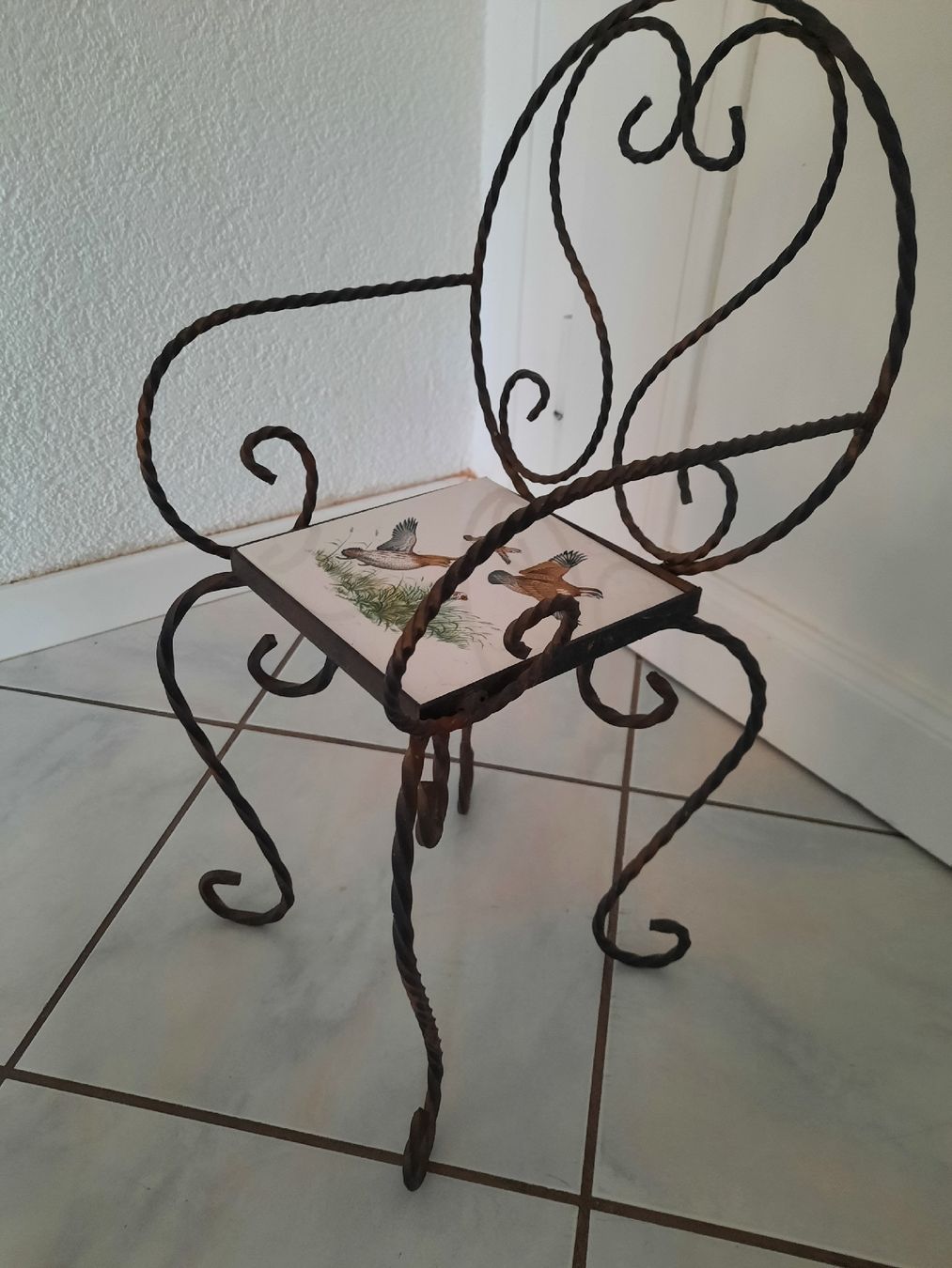 Toutes les décorations: SUPPORT à plante. En FER FORGÉ – D'occasion à Le Locle par marylise01 3