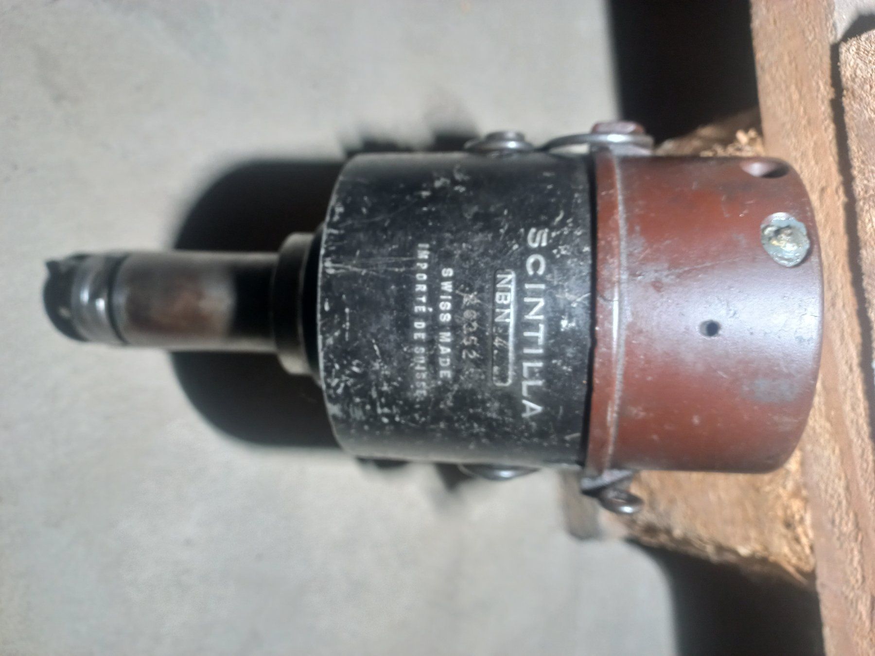 Tutti pezzi di ricambio auto: Oldtimer Zündverteiler original Scintilla NBN4 mit Kondenser – Usato da Dulliken venduto da Dullikenlerchclassic 2